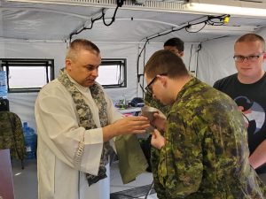 Однією із місій місіонерів облатів в традиції є бути військовим капеланом